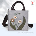 Bolso bandolera convertible de lino con flores de cinco pétalos 3D